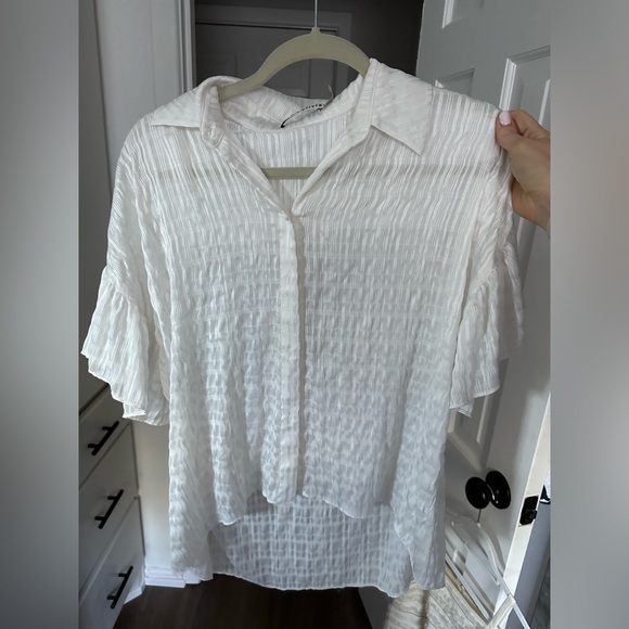 Alice + Olivia Edyth ruffle button down blouse - Picture 2 of 4